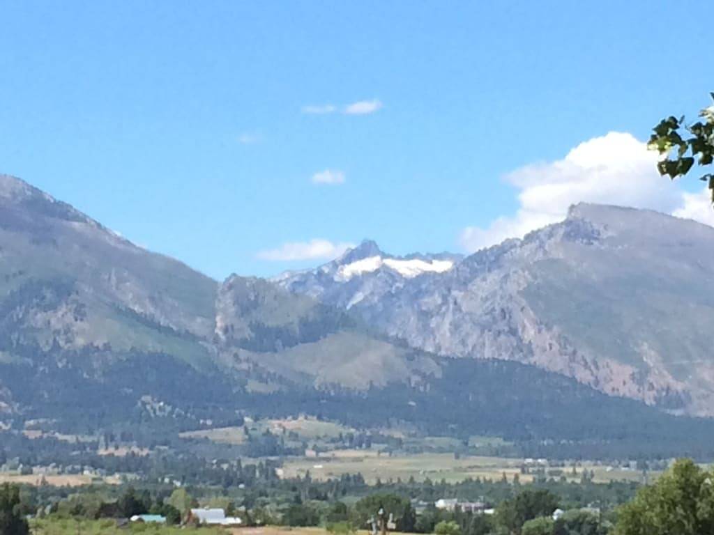 Wilderness Spirit Cabins 'Bear Cave' ist ein kabinenfreundliches Paradies für Sportler in Ravalli County