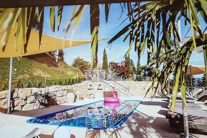 Ferienwohnung für 4 Personen, mit Balkon und Pool, mit Haustier - 1