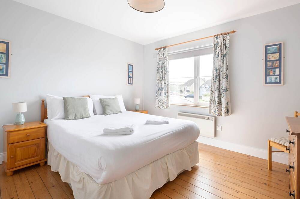 Summer Cove 10 (900m to Lahinch Beach) in Lahinch, County Clare