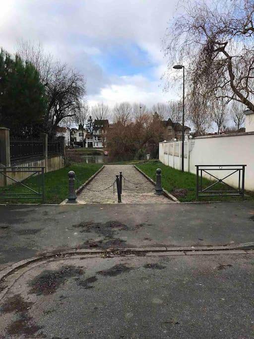 Gîte pour 2 personnes à Chennevières-sur-Marne - 4