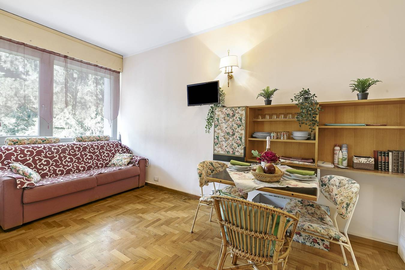 Appartement entier, Sonia Sweet Love With Shared Pool in Gardone Riviera, Montagnes autour du lac de Garde