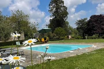 Gîte pour 4 personnes, avec jardin à Saint-Martin-de-Cenilly