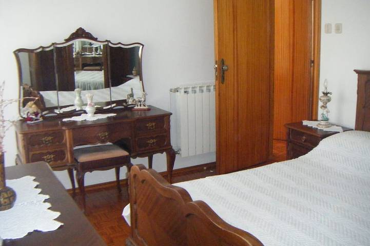 Location de vacances pour 6 personnes, avec jardin et balcon, animaux acceptés dans Darque - 3