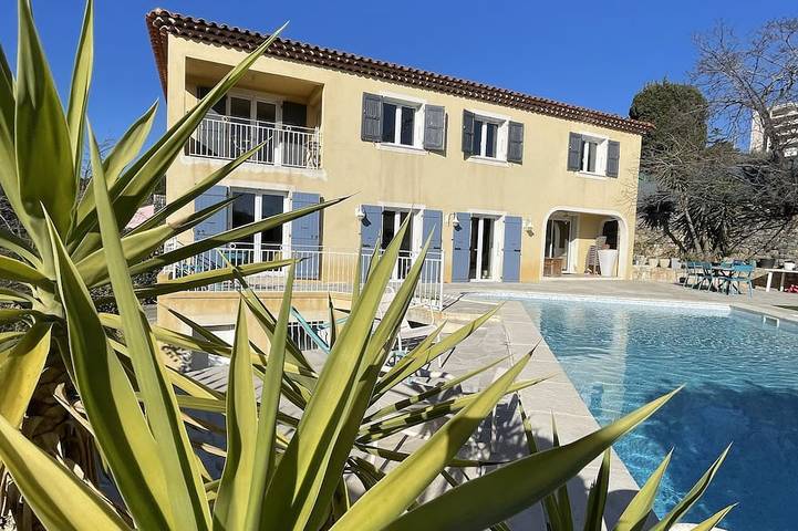Villa pour 10 personnes à Le Cannet
