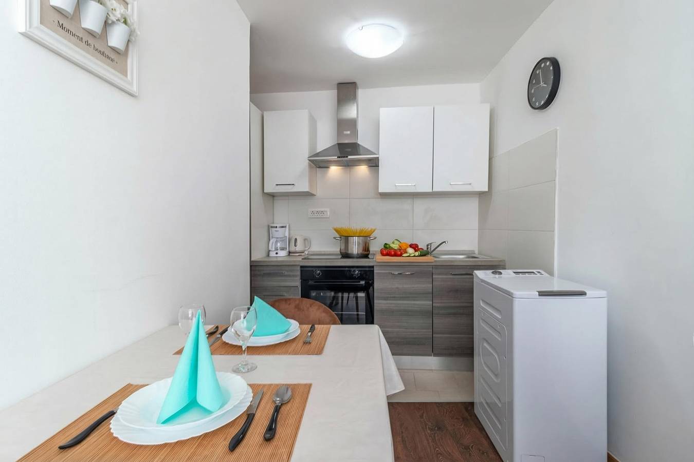 Cijeli apartman, 1Br Seafront Apartment Sanja Karlobag in Karlobag, Velebit Nature Park