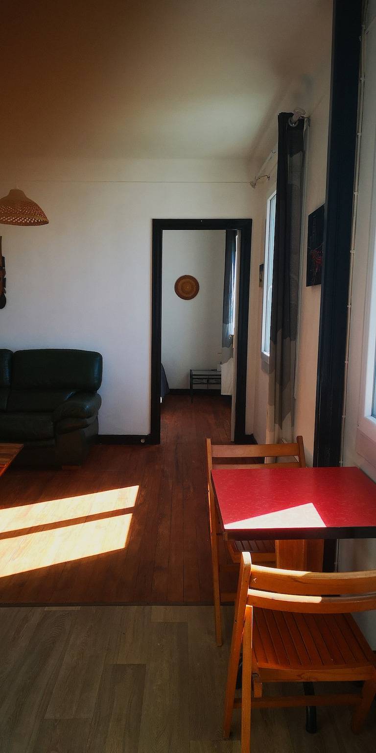 Apartamento entero, Gran T2 con vistas despejadas in Lorient, Côte des Mégalithes