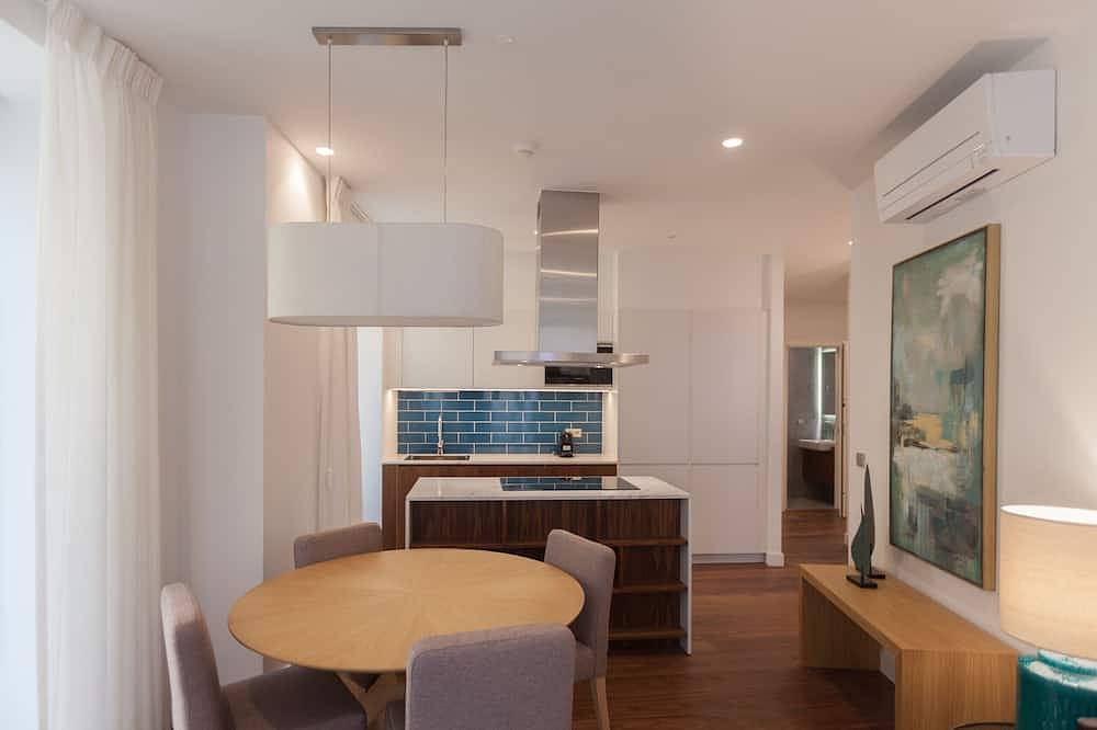 Holiday apartment in Lisbon from £292 per night