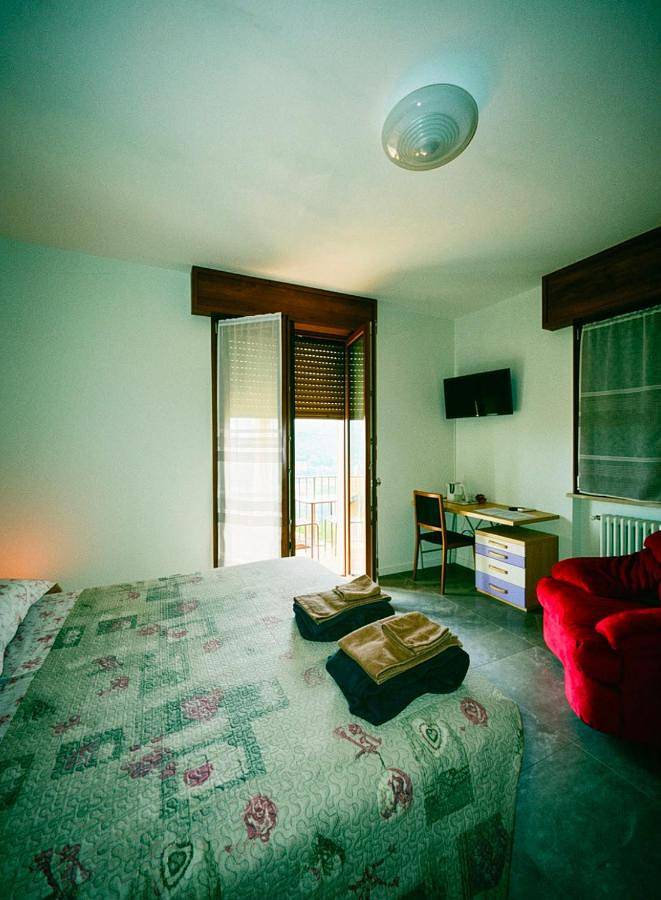 Location de vacances pour 2 personnes, avec jardin ainsi que vue et terrasse à Zogno - 3