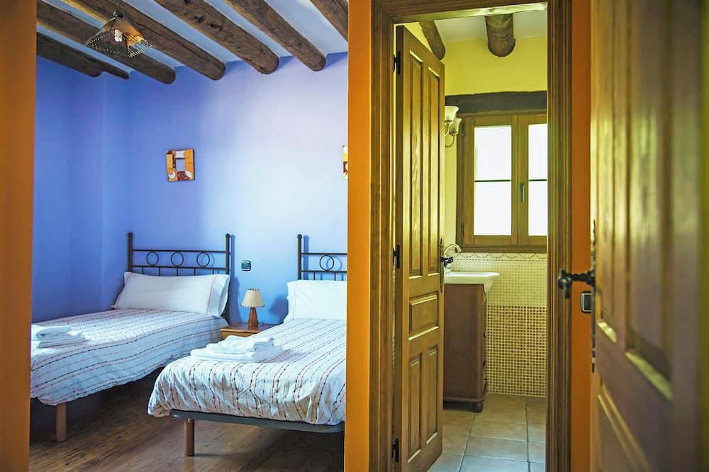 Homerez - Casa encantadora en Belsierre, vista a montaña in Belsierre, Puértolas