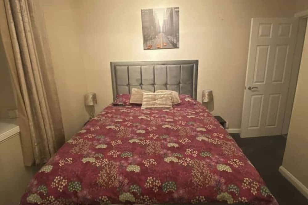 Entire apartment, Dunfermline Gf flat, 5 mins to Train St. & High St in Dunfermline, Fife region