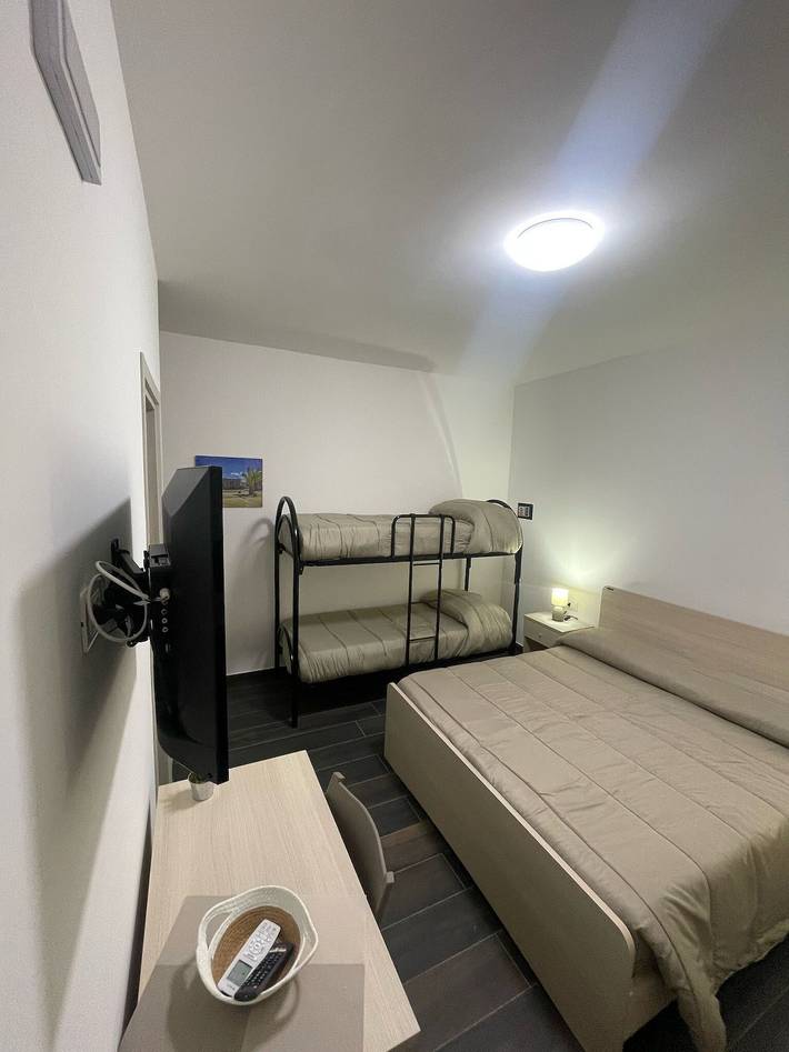 Ferienhaus für 4 Personen, mit Garten in Kalabrien