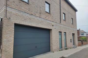 Location de vacances pour 18 personnes, avec jacuzzi dans Montignies Sur Sambre