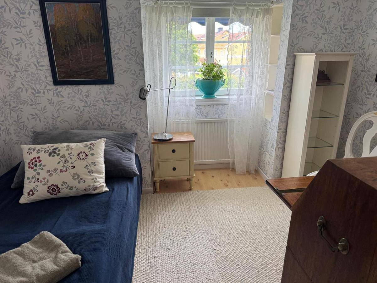 Appartement de vacances entier, Guest room in Uppsala