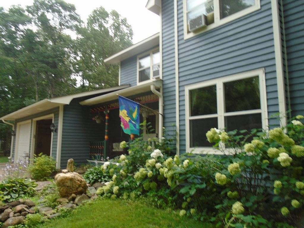 Velvet Springs Bauernhaus auf 300 Fuß privatem Seeufer (kostenloser Ponton) in Crosslake, Crow Wing County