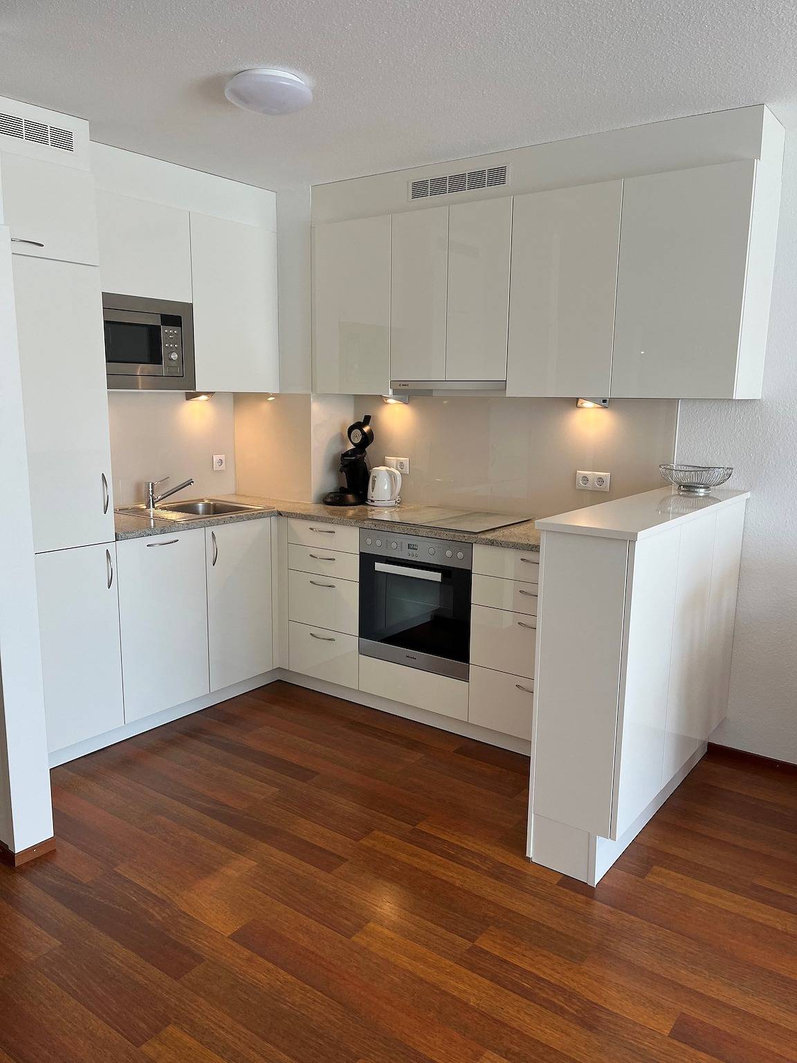 Ganze Ferienwohnung, Ferienwohnung Lilly - 2-Zimmer-Ferienwohnung, 56 qm in Friedrichshafen, Region Bodensee-Oberschwaben