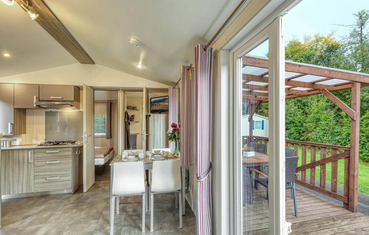 Camping für 6 Personen, mit Ausblick und Terrasse in Rheinland-Pfalz - 3