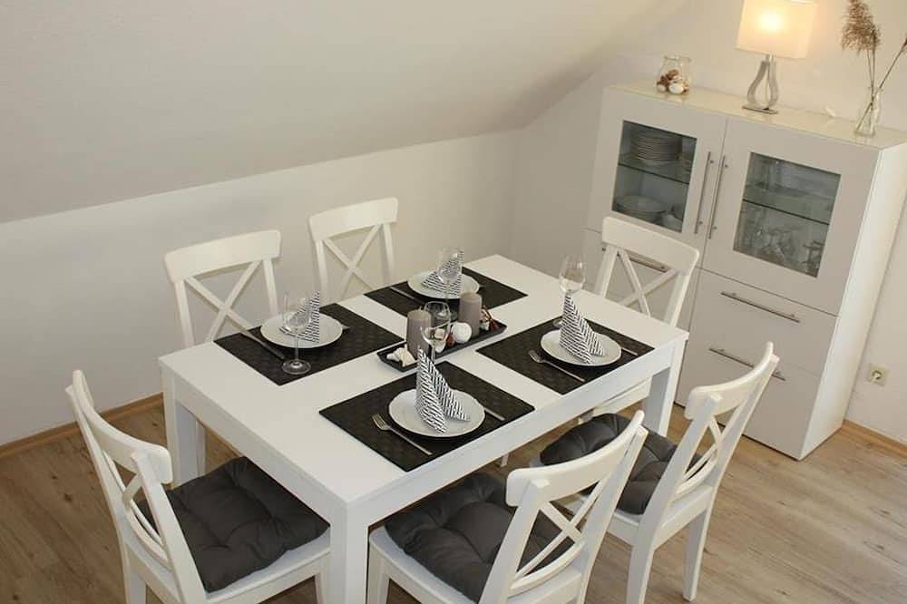 Ganze Wohnung, Ferienwohnung Seeadler - Haus Deichblick in Vollerwiek, Eiderstedt