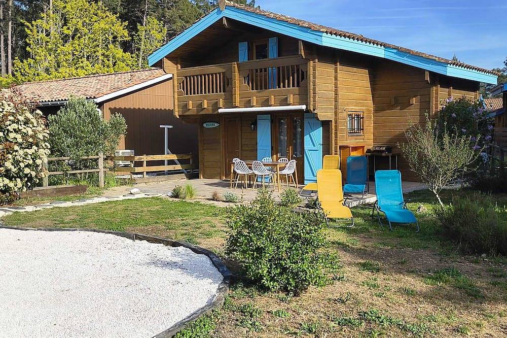 Chalet proximité Mimizan a Bias dans un village de vacance a 3Km de l'océan in Bias, Côte d’Argent
