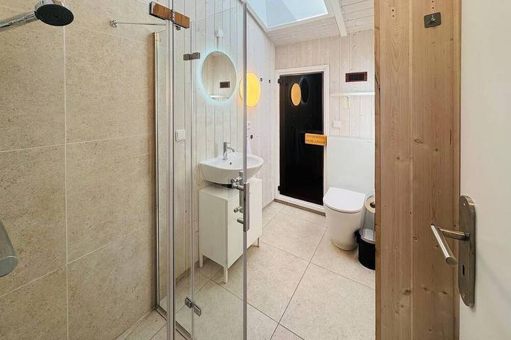 Ferienhaus für 6 Personen, mit Terrasse und Sauna in Travemünde - 4