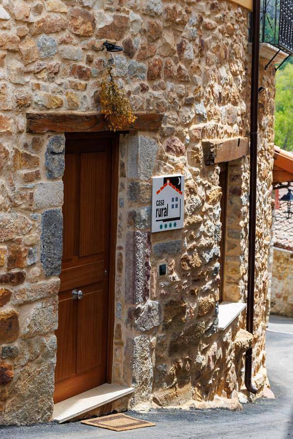 Casa rural para 5 personas, con piscina además de vistas y jardín en Crémenes - 2