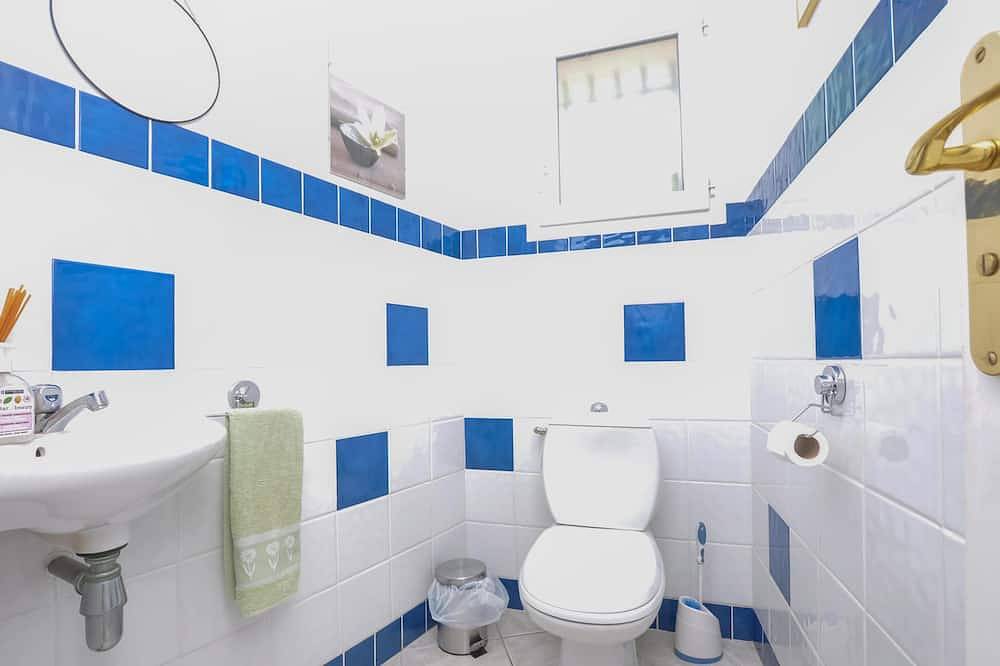 Gorgeous home in Saint-Cézaire-sur-Siag in Saint-Cézaire-sur-Siagne, Region de Cannes