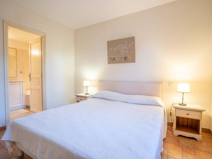 Gîte pour 4 personnes, avec Balcon et Terrasse ainsi que Jardin et Sauna à La Motte - 4