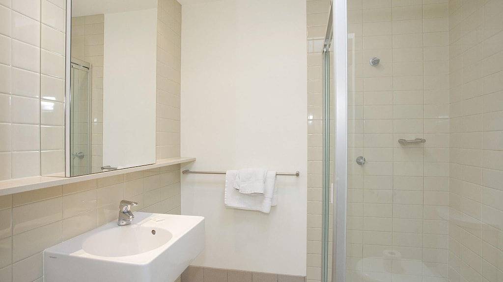 Ganze Wohnung, One 36 - Zentrale Strandwohnung mit erstklassiger Aussicht und Wifi in Lorne, Great Ocean Road