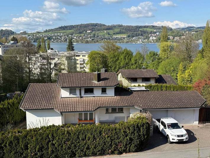 Location de vacances pour 10 personnes, avec jardin et vue à Horw