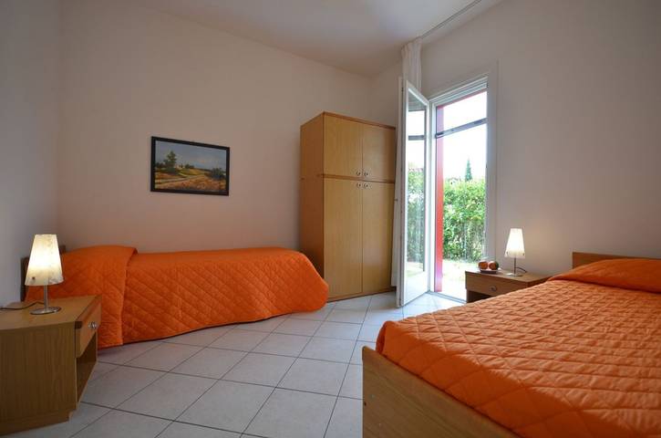 Villa für 8 Personen, mit Garten und Ausblick, mit Haustier in Bibione - 4