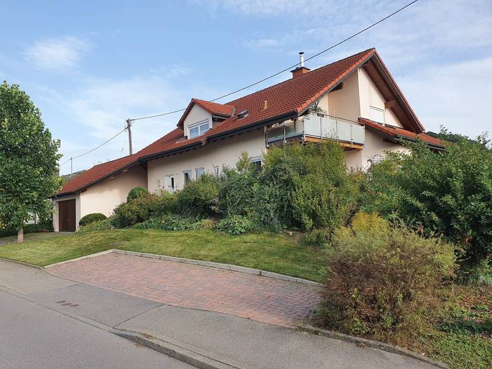 Appartement entier, Appartement Wutachtal avec sauna, jardin commun, balcon et Wi-Fi in Wutöschingen town, Wutöschingen