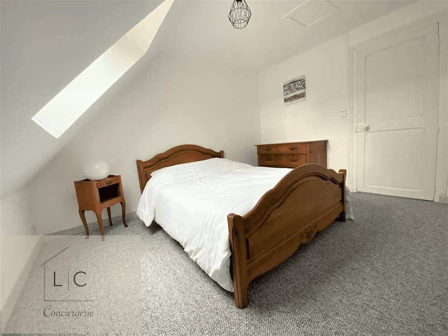 Appartement entier, Two-Bedroom Apartment in Clion, Région de Châteauroux
