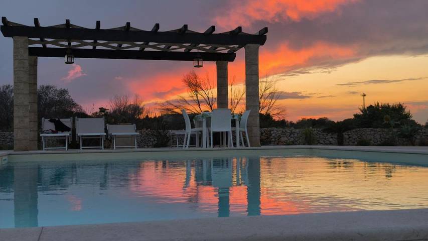 Villa per 4 persone, con panorama e giardino nonché piscina, con animali domestici a Morciano di Leuca
