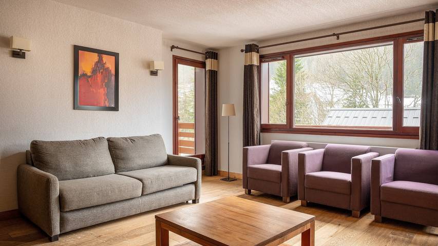 Appartement entier, Appartement de vacances pour 8 personnes avec balcon in Vallorcine, Région de Bonneville