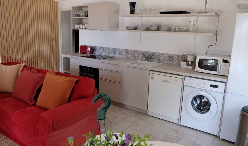 Chambre d’hôte pour 6 personnes, avec jardin ainsi que terrasse et piscine en Provence - 4