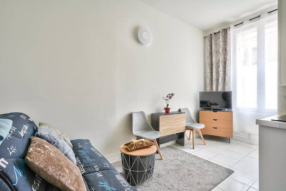 Apartamento entero, Magnificent studio just outside Paris in Clichy, Altos del Sena