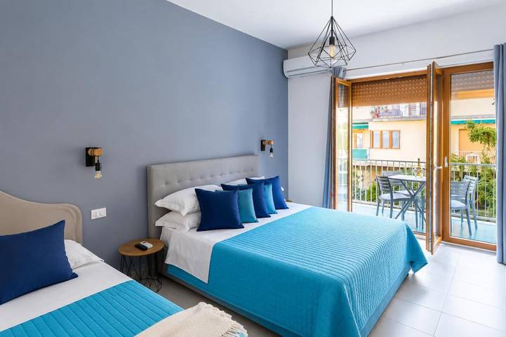 Appartement de vacances pour 6 personnes, avec terrasse ainsi que vue et piscine, animaux acceptés - 1