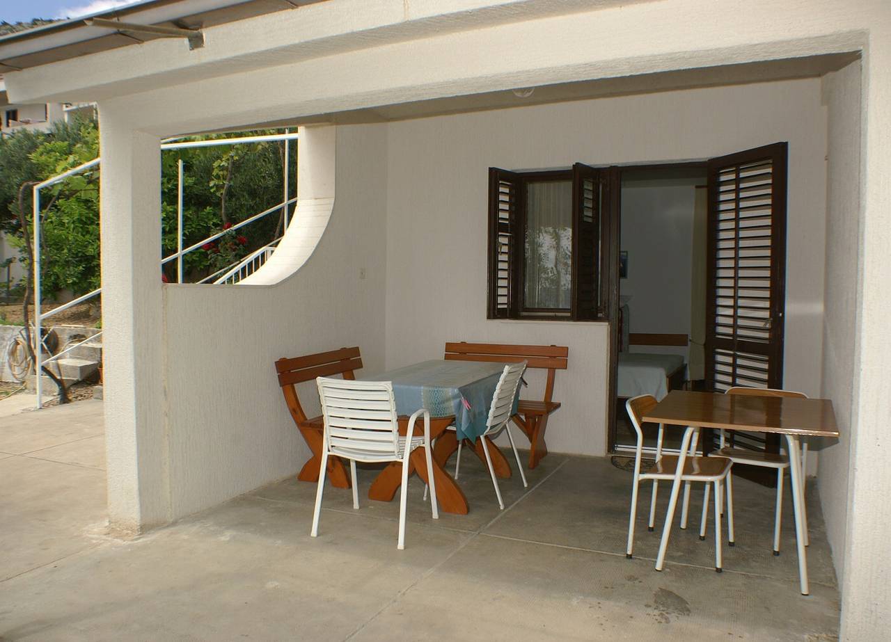 Cijeli apartman, Studio apartman uz plažu Pisak, Omiš As-2750-a in Pisak, Omiška rivijera
