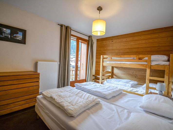 Appartement entier, Appartement Morzine 64m² - Proche remontées mécaniques, WiFi, Sauna, Parking, 6 Pers. in Morzine, Les Portes du Soleil