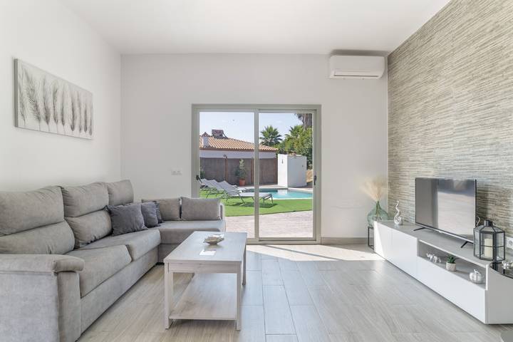 Villa 'El Olivar 1' mit Bergblick, WLAN und Klimaanlage in Barbate, Costa de la Luz