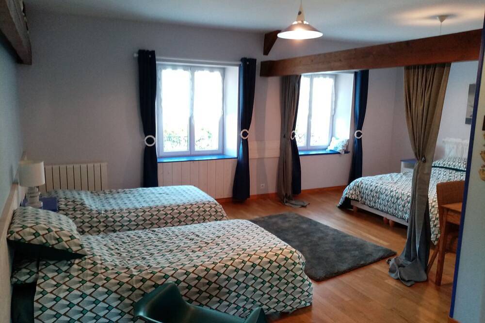 B&b for 4 People in Gavray, Côte de la Déroute