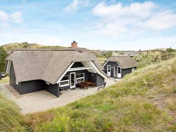 Ferienhaus für 8 Personen, mit Terrasse und Sauna in Henne Strand