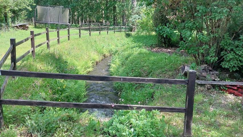Location de vacances pour 14 personnes, avec vue ainsi que jardin et terrasse, animaux acceptés à Cassagnes-Bégonhès - 2