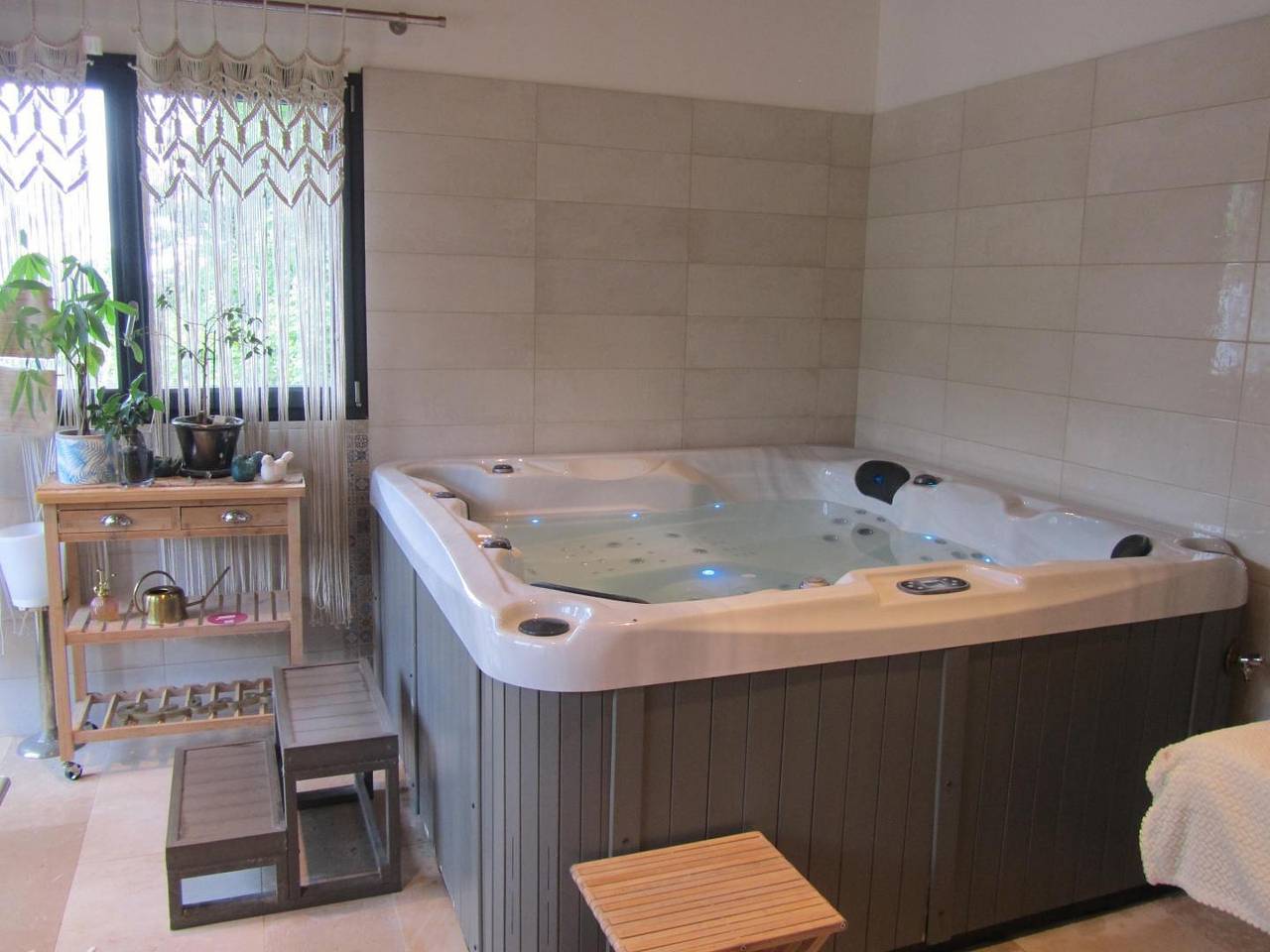 Hermès in Saint-Jean-en-Royans, Parc naturel régional du Vercors