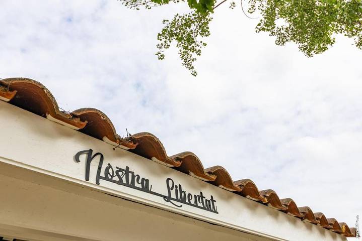 Location de vacances pour 6 personnes, avec jardin ainsi que piscine et sauna à Rivières - 2