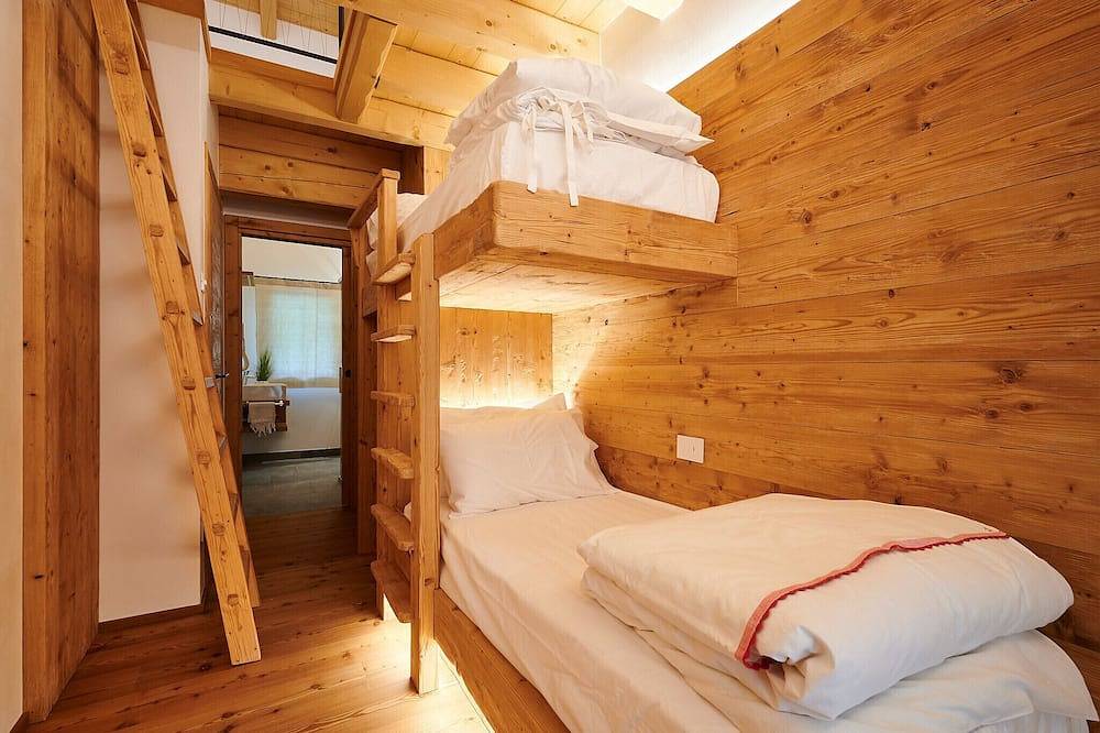 Ganze Wohnung, Casera Brocheta, umgeben von Natur in Chies d'Alpago, Südliche Karnische Alpen