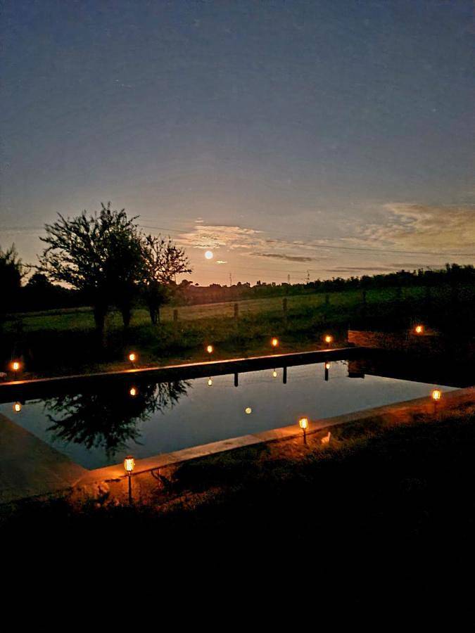 Two-Bedroom House in Tauriac, Région de Blaye