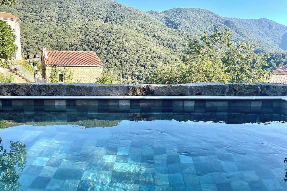 Authentique Maison en pierre avec piscine au cœur de l’Alta Rocca - Zoza in Zoza, Parc naturel régional de Corse