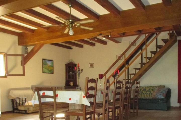 Gîte pour 6 personnes, avec jardin à Montréal (Gers) - 2