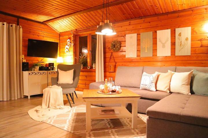 Ferienhaus für 4 Personen, mit Terrasse und Garten in Nordholz