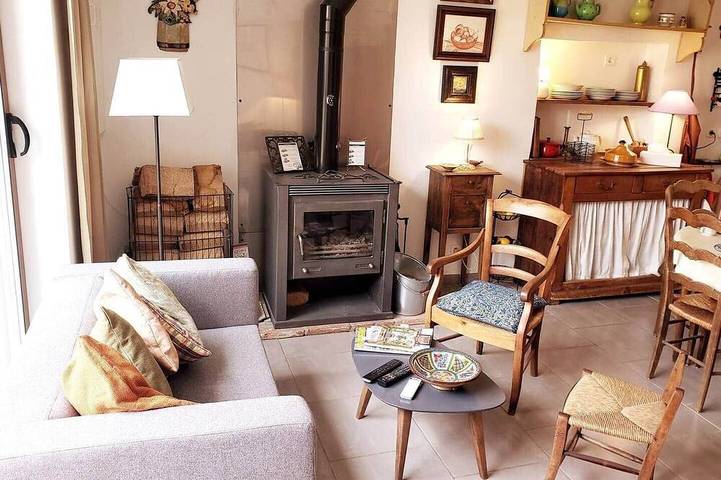 Gîte pour 2 personnes, avec balcon, animaux acceptés dans Site Notre-Dame de Fresneau